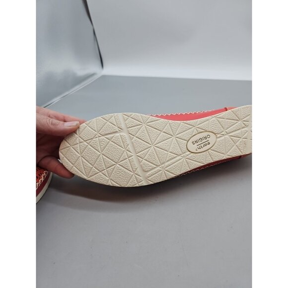 New EARTH ORIGINS Lark Lizzy Red Leather Cutouts Flat Comfort Shoes Size 9M - Picture 6 of 7